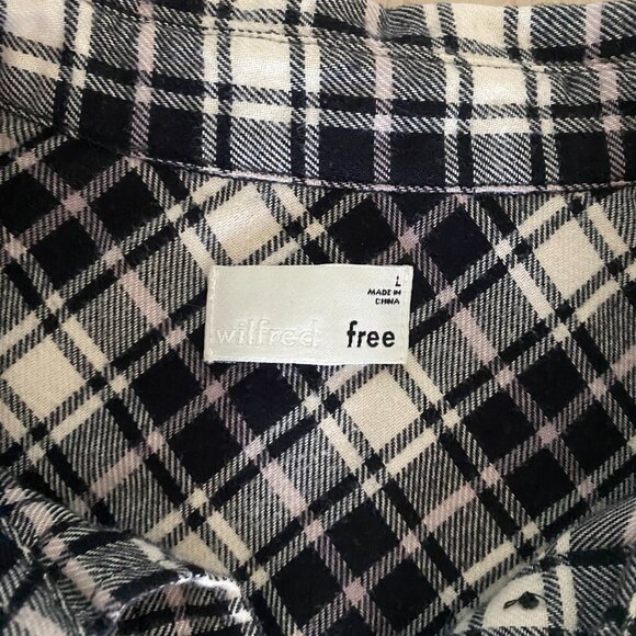 Aritzia Flannel Button-Up Shirt - Picture 3 of 3